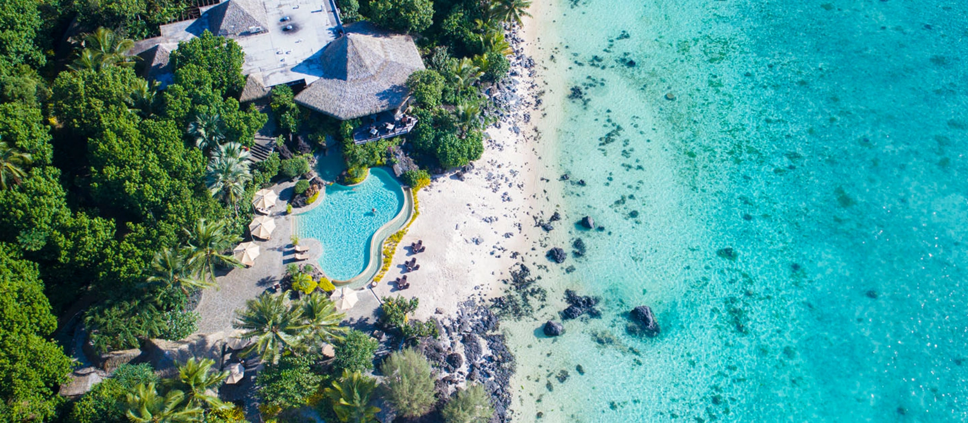 Rarotonga_Pacific_Resort_Aitutaki_from_above_2_1900x831