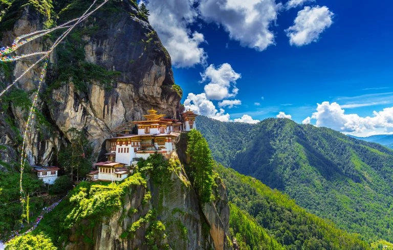 Bhutan_Paro_tigernästet_temaresor_shutterstock_791057164