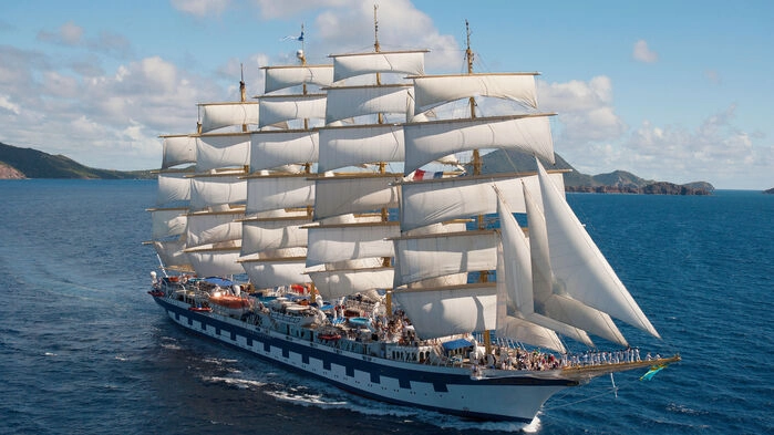 Kryssa i Karibien på världens största segelfartyg i bruk, den femmastade
fullriggaren Royal Clipper. Från Barbados seglar vi ut i ögruppen Windward 
Islands i den södra delen av Små Antillerna i Karibiska Havet.