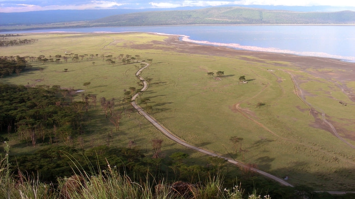 Utsikt över riftdalen och Lake Manyara.