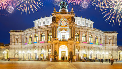 På Dresdens operahus Semperoper ser vi Läderlappen av Johan Strauss d.y.